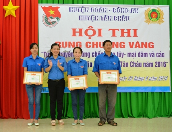 Tân Châu: Tổ chức “Rung chuông vàng về phòng chống ma tuý, mại dâm và các tệ nạn xã hội”